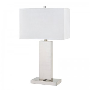 Gæstfrihed Suite Table Lamp i værelse