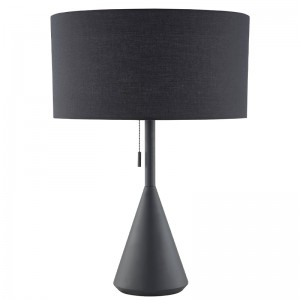 Black Finish Desk Lamp med en Pull Chain Switch i værelsesrummet